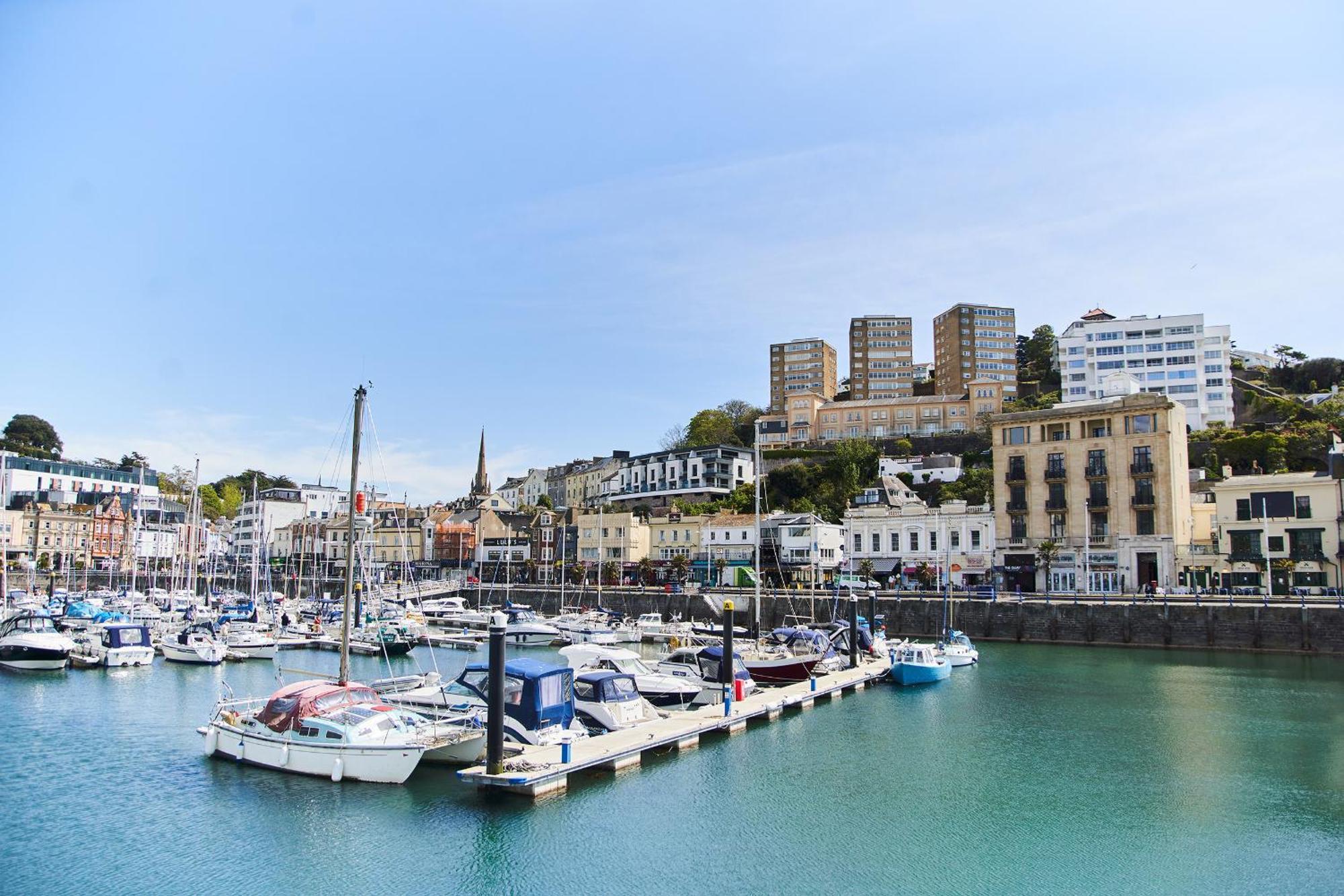 The Moorings - Stylish Duplex Apartment On Torquay Harbourside Екстериор снимка
